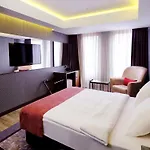 Otel Nova Vista Deluxe & A Member Of Radisson Individuals