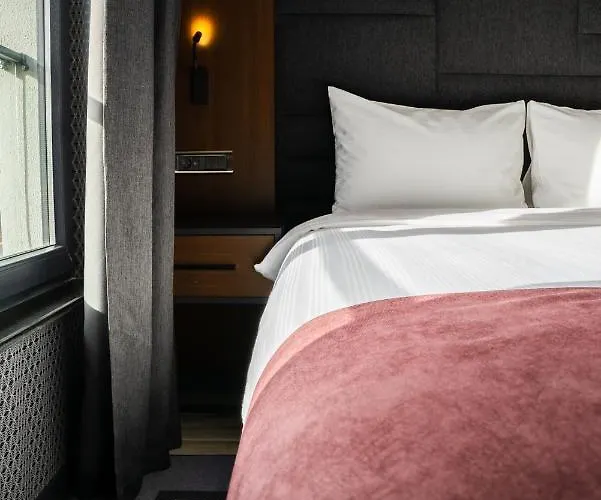 Nova Vista Deluxe & A Member Of Radisson Individuals *